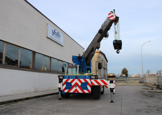 Gru semoventi industriali Valla 100 SE