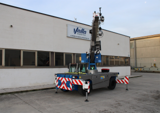 Gru semoventi industriali Valla 100 SE