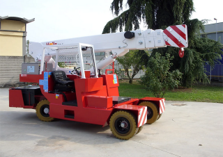 Gru semoventi industriali Valla 120 E