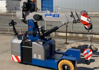 Gru semoventi industriali Valla 22 E