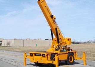Gru semoventi industriali Broderson IC-400