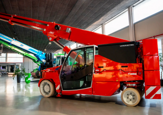 Gru semoventi industriali JMG MC 210 