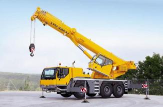 Gru fuoristrada Liebherr LTM 1055-3.2 