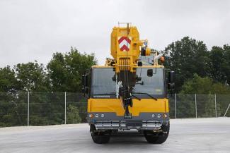 Gru fuoristrada Liebherr LTM 1055-3.2 