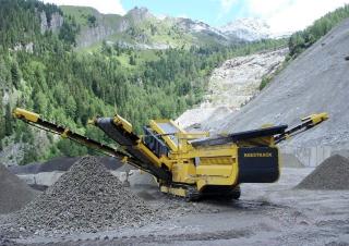 Impianti mobili di setacciatura Keestrack Explorer 1800-3 Deck