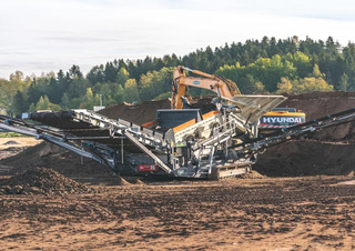 Impianti mobili di setacciatura Metso Lokotrack ST2.8E