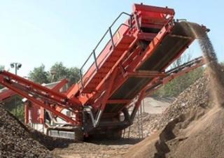 Impianti mobili di setacciatura Sandvik QA 441