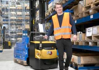 Stoccatori per pallet Impilatori Walkie Caterpillar NSP16N3IR