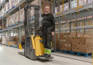 Stoccatori per pallet Impilatori Walkie Caterpillar NSV12N3I
