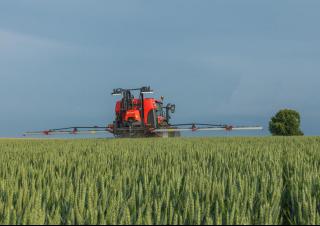 Irroratrice con barra montabile Kverneland iXter A8
