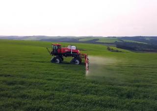 Irroratrici con barra aeree semoventi Kuhn FIGHTER 3000