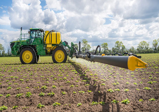 Irroratrici con barra aeree semoventi John Deere R4150i