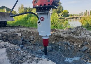 Accessori e attacchi Martelli demolitori idraulici Demarec DSB-1