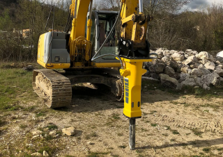 Accessori e attacchi Martelli demolitori idraulici Epiroc SB 702