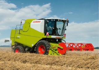 Mietitrebbie Claas Avero 160