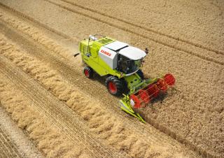 Mietitrebbie Claas Avero 160