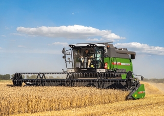 Mietitrebbie Fendt Corus 518 