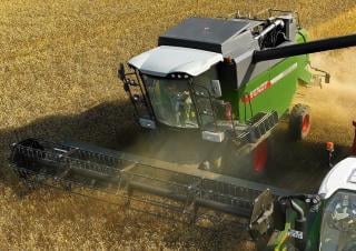 Mietitrebbie Fendt Corus 526 MCS 