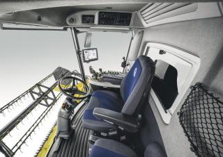 Mietitrebbie New Holland CX6.80