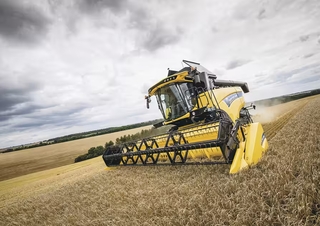 Mietitrebbie New Holland CX5.90