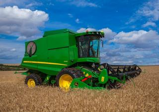 Mietitrebbie John Deere S440 