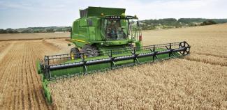 Mietitrebbie John Deere T 660 HM