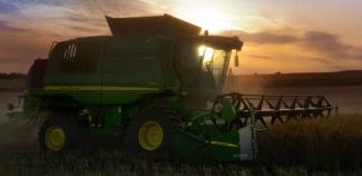 Mietitrebbie John Deere T 660 HM