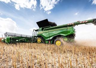 Mietitrebbie John Deere X9 1100  