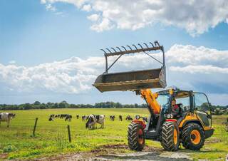 Mini caricatore frontale Dieci Agri Pivot T50
