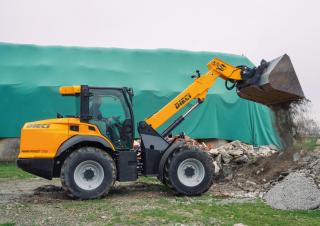 Mini caricatore frontale Dieci Agri Pivot T70