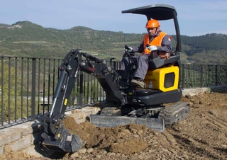 Miniescavatori Eurocomach 12sa