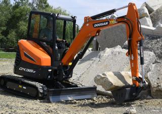 Miniescavatori Develon DX35Z-7
