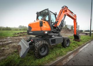 Escavatori gommati Doosan DX57W-5