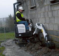 Miniescavatori Bobcat E08