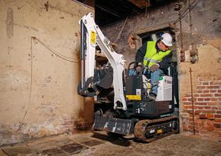 Miniescavatori Bobcat E08