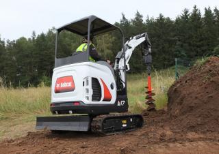 Miniescavatori Bobcat E17