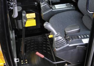 Miniescavatori Hanix H17D