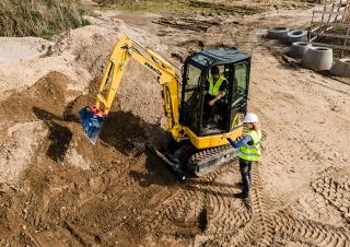 Miniescavatori Komatsu PC26MR-5