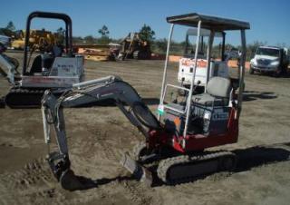 Miniescavatori Takeuchi TB 007