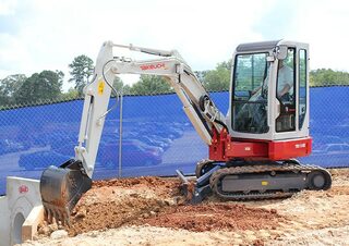 Miniescavatori Takeuchi TB 138 FR