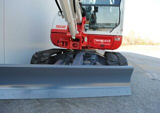 Miniescavatori Takeuchi TB 240