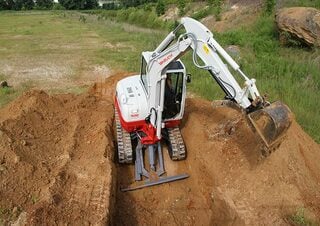Miniescavatori Takeuchi TB 260