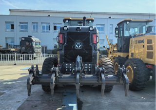 Motolivellatrici XCMG GR2405T