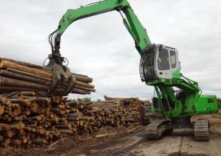 Movimentatori di materiali Sennebogen 821R E 