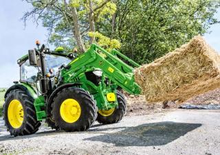 Pala gommata John Deere 643R