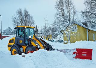 Pale gommate JCB 407