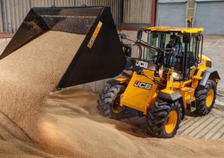 Pale gommate JCB 413 S
