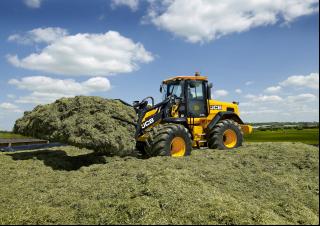 Pale gommate JCB 435S