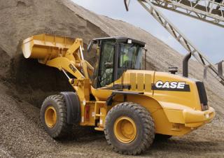 Pale gommate Case 621 E