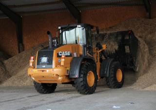 Pale gommate Case 721 E